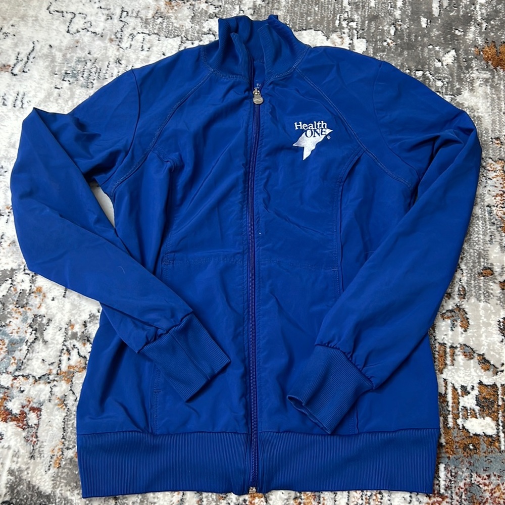 Cherokee infinity scrub jacket